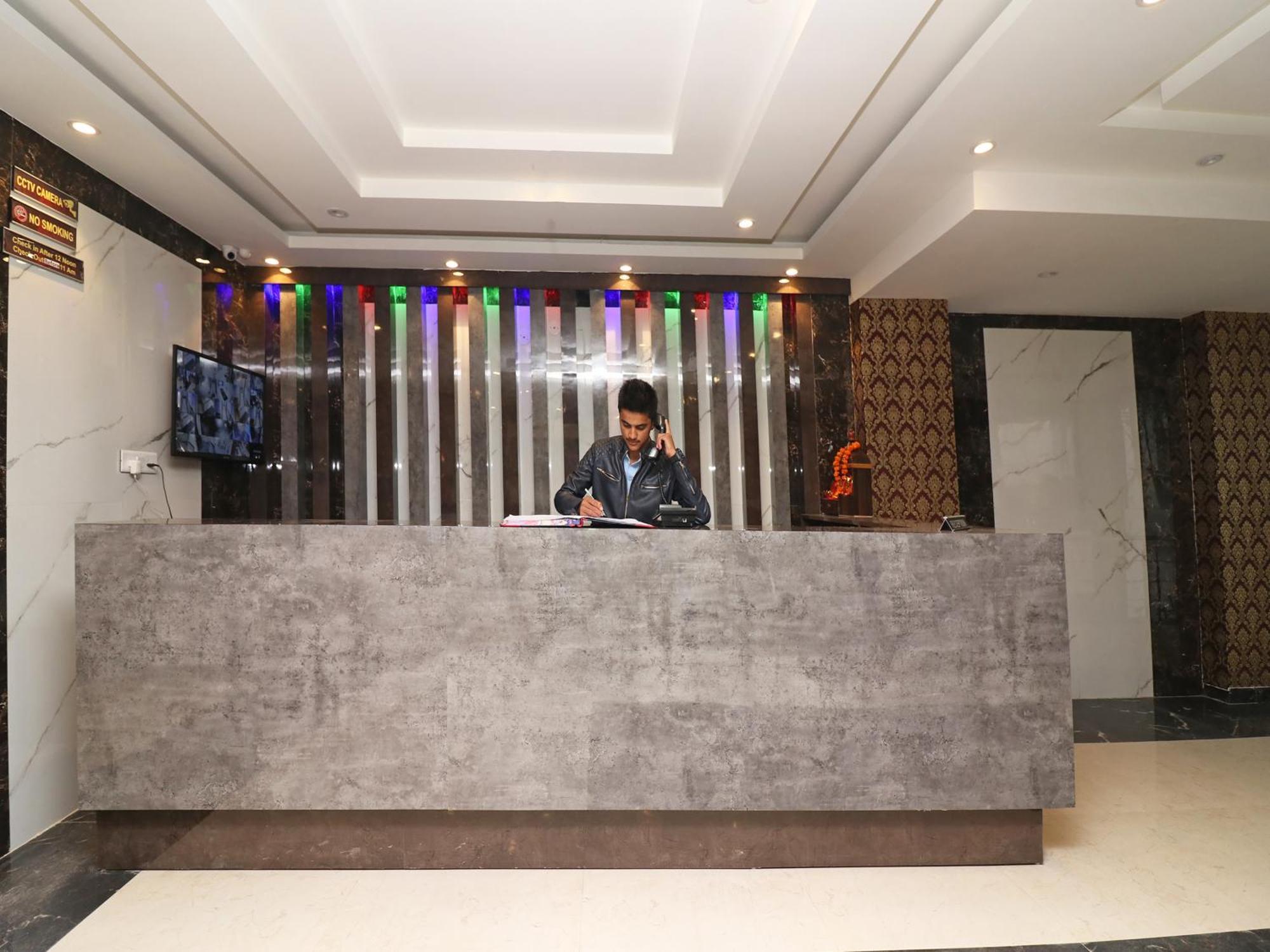Olivia 3* New Delhi
